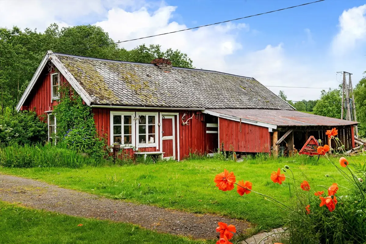 small-farm-west-norway-cheapscandihomes