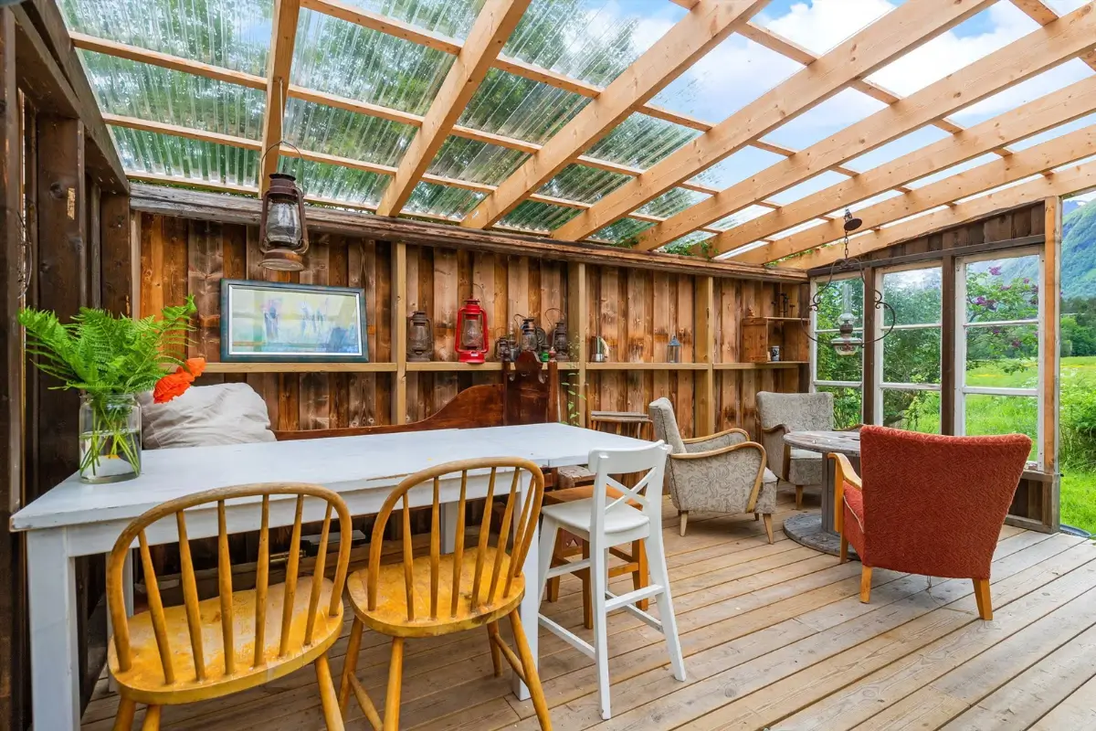 small-farm-west-norway-cheapscandihomes