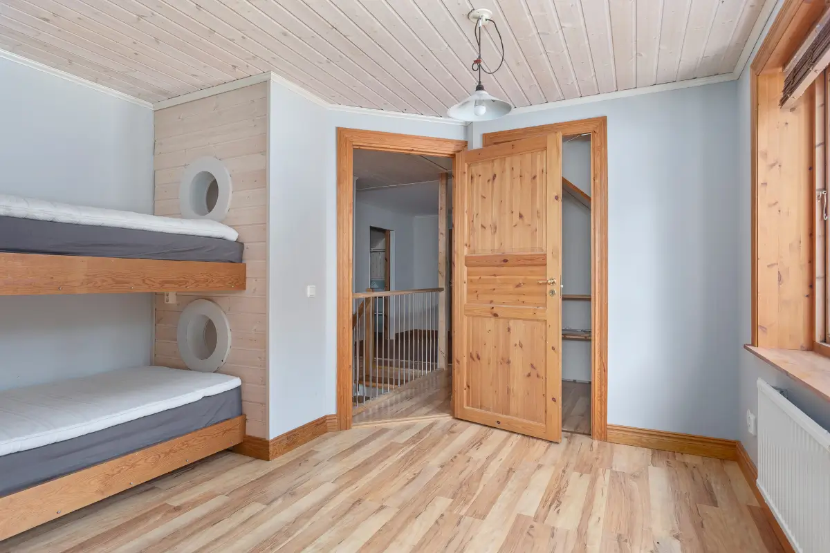 spacious-1940s-home-south-east-coast-sweden-cheapscandihomes