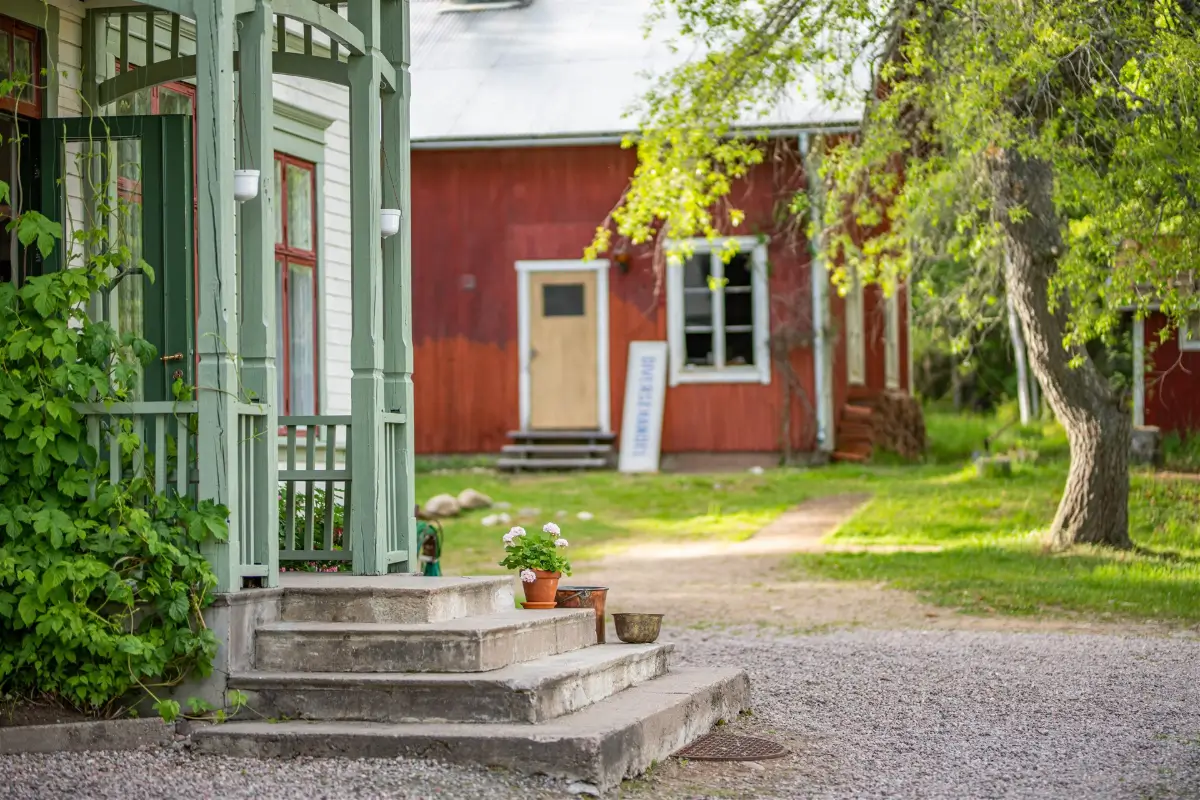 spacious-renovated-turn-of-the-century-house-central-sweden-cheapscandihomes