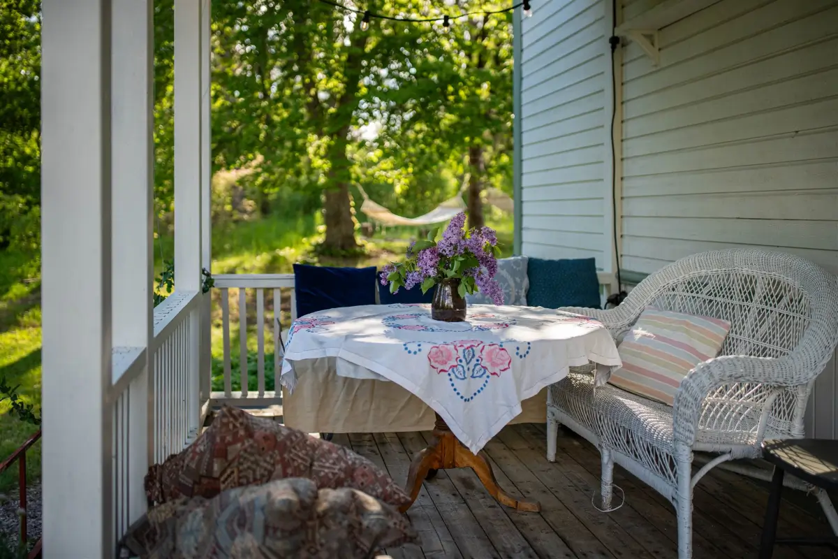 spacious-renovated-turn-of-the-century-house-central-sweden-cheapscandihomes