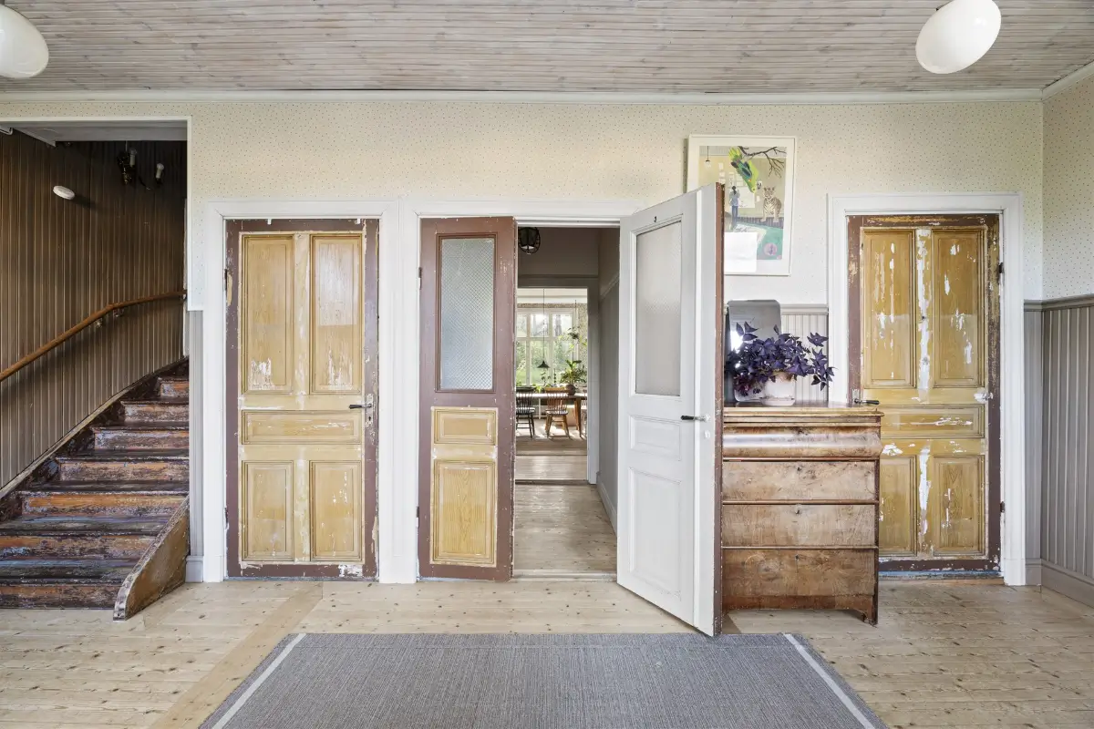 spacious-renovated-turn-of-the-century-house-central-sweden-cheapscandihomes