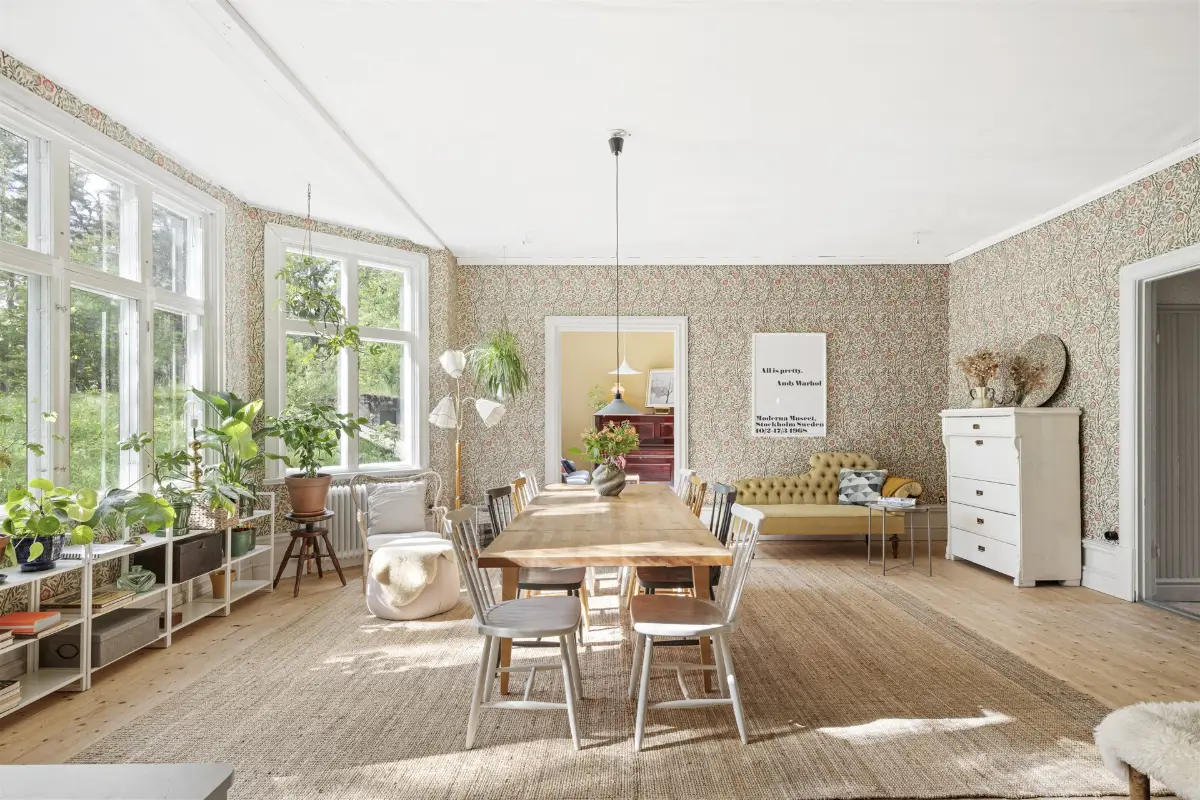 spacious-renovated-turn-of-the-century-house-central-sweden-cheapscandihomes