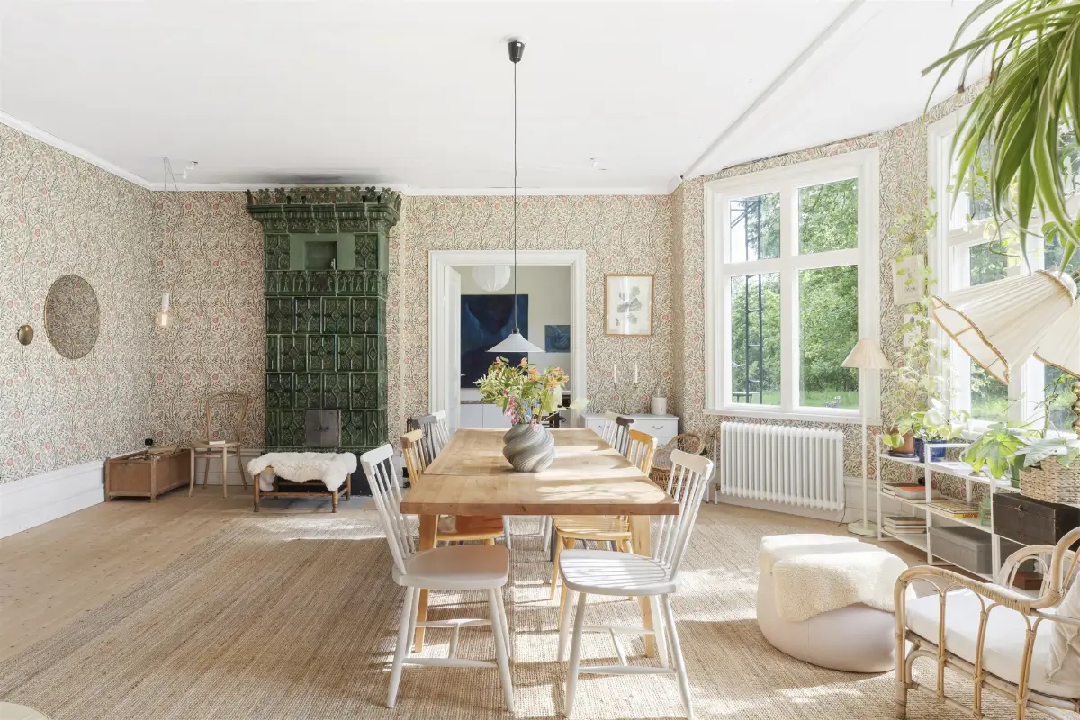 spacious-renovated-turn-of-the-century-house-central-sweden-cheapscandihomes