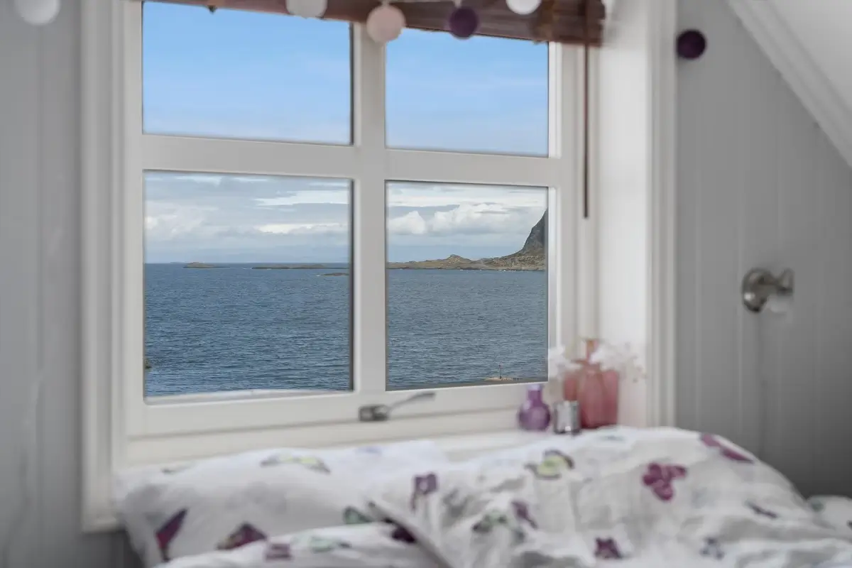 three-bedroom-coastal-home-norwegian-island-cheapscandihomes