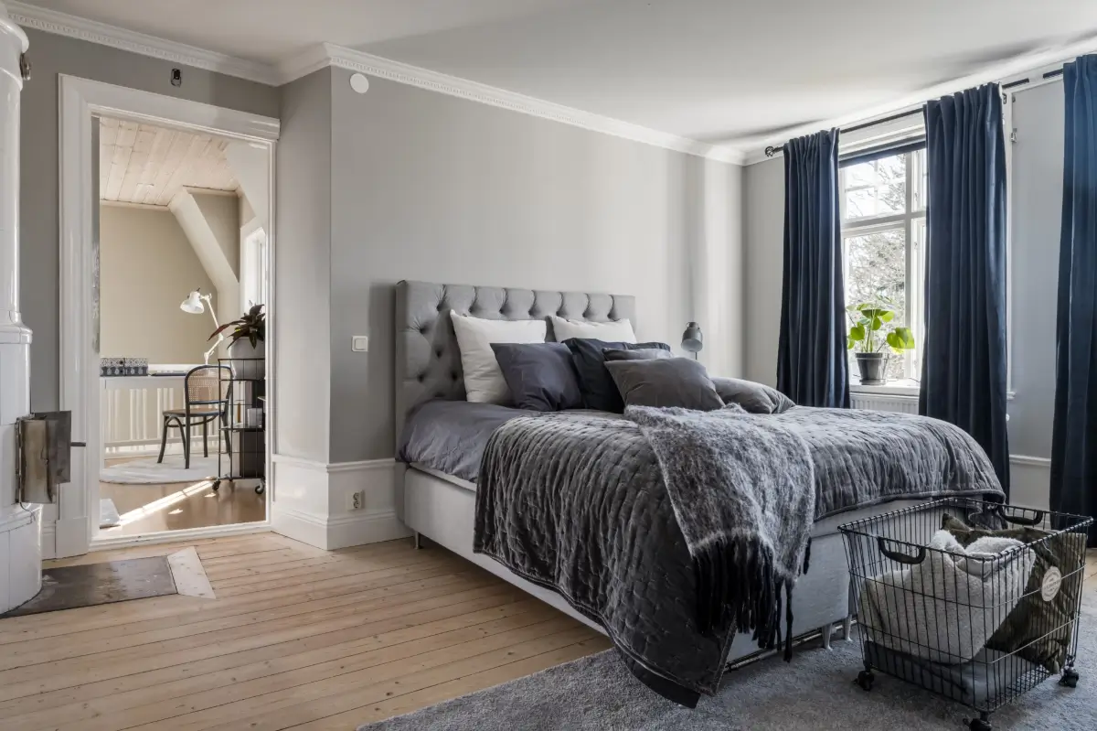 white-1920s-villa-corner-plot-central-sweden-cheapscandihomes