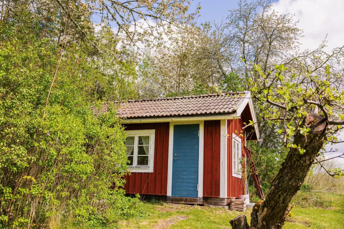 19th-century-croft-guest-houses-east-coast-south-sweden-cheapscandihomes