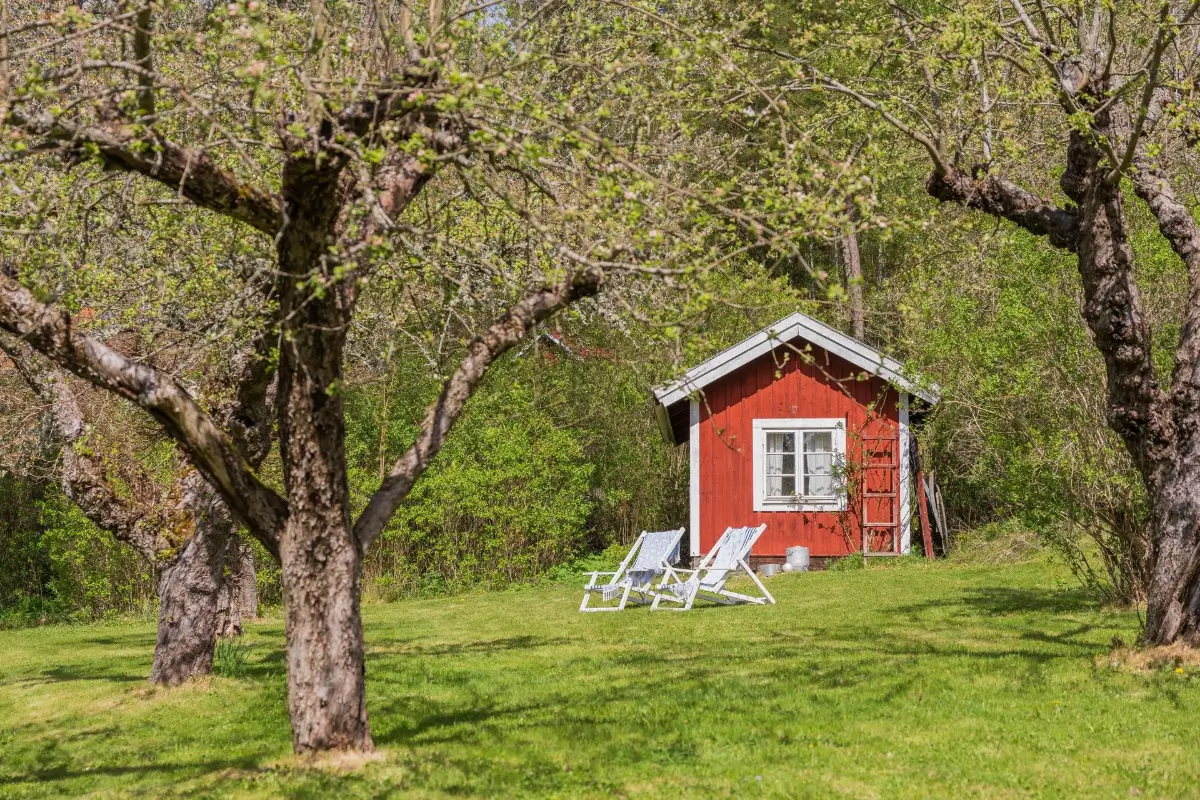 19th-century-croft-guest-houses-east-coast-south-sweden-cheapscandihomes