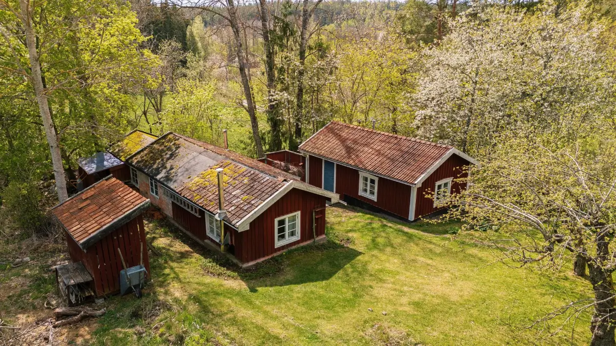 19th-century-croft-guest-houses-east-coast-south-sweden-cheapscandihomes