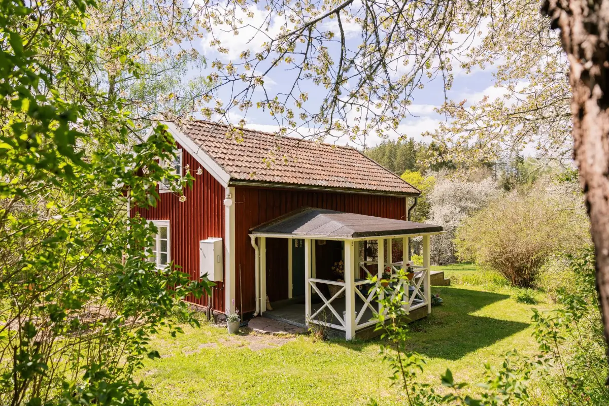 19th-century-croft-guest-houses-east-coast-south-sweden-cheapscandihomes