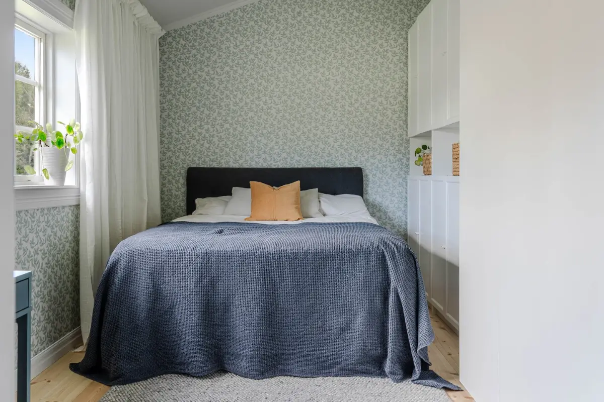 renovated-countryside-cottage-central-sweden-cheap-scandi-homes