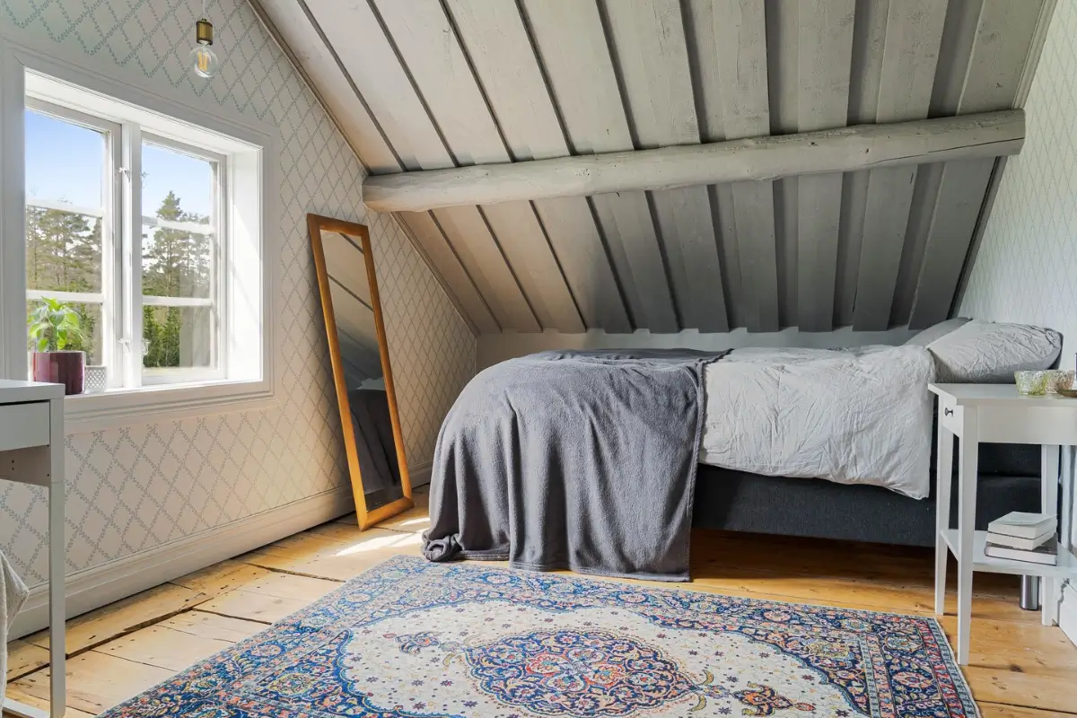 renovated-countryside-cottage-central-sweden-cheap-scandi-homes