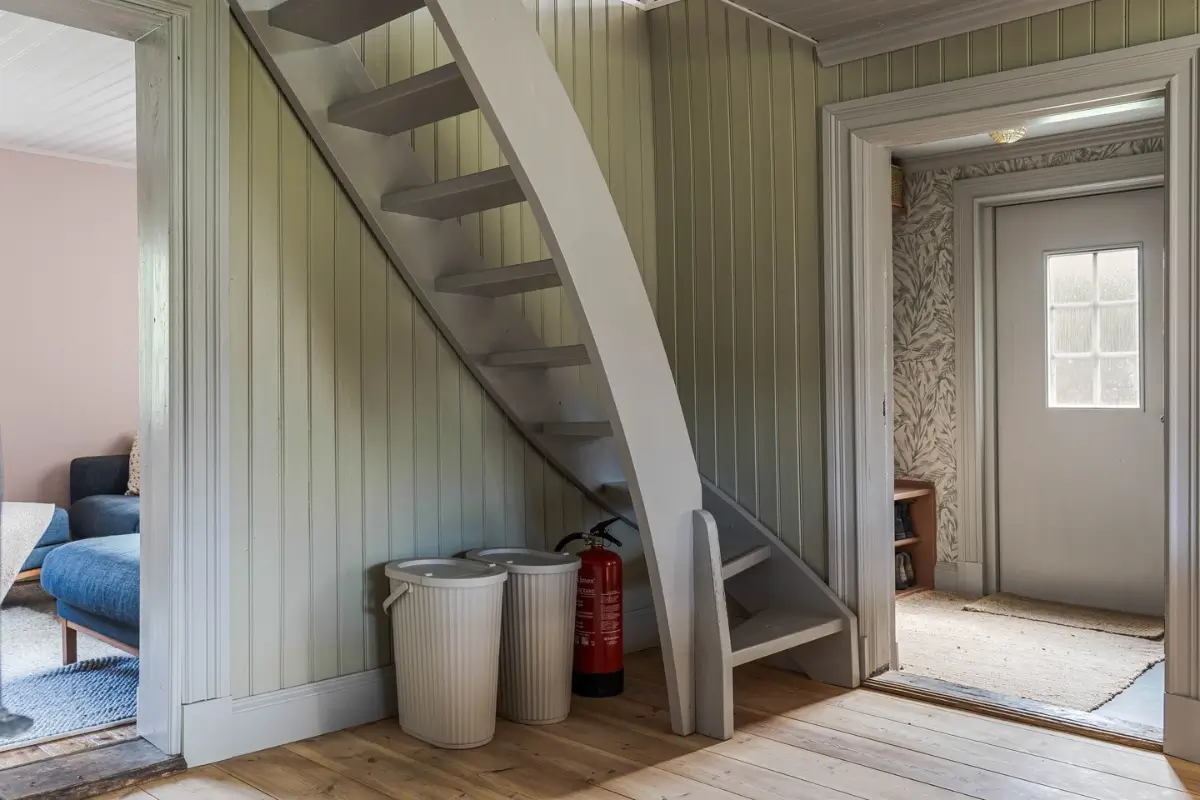renovated-countryside-cottage-central-sweden-cheap-scandi-homes