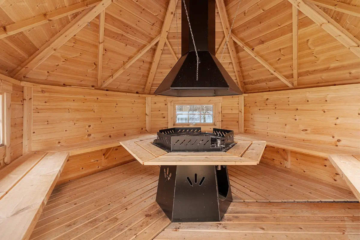 renovated-lakeside-cabin-north-sweden-cheapscandihomes