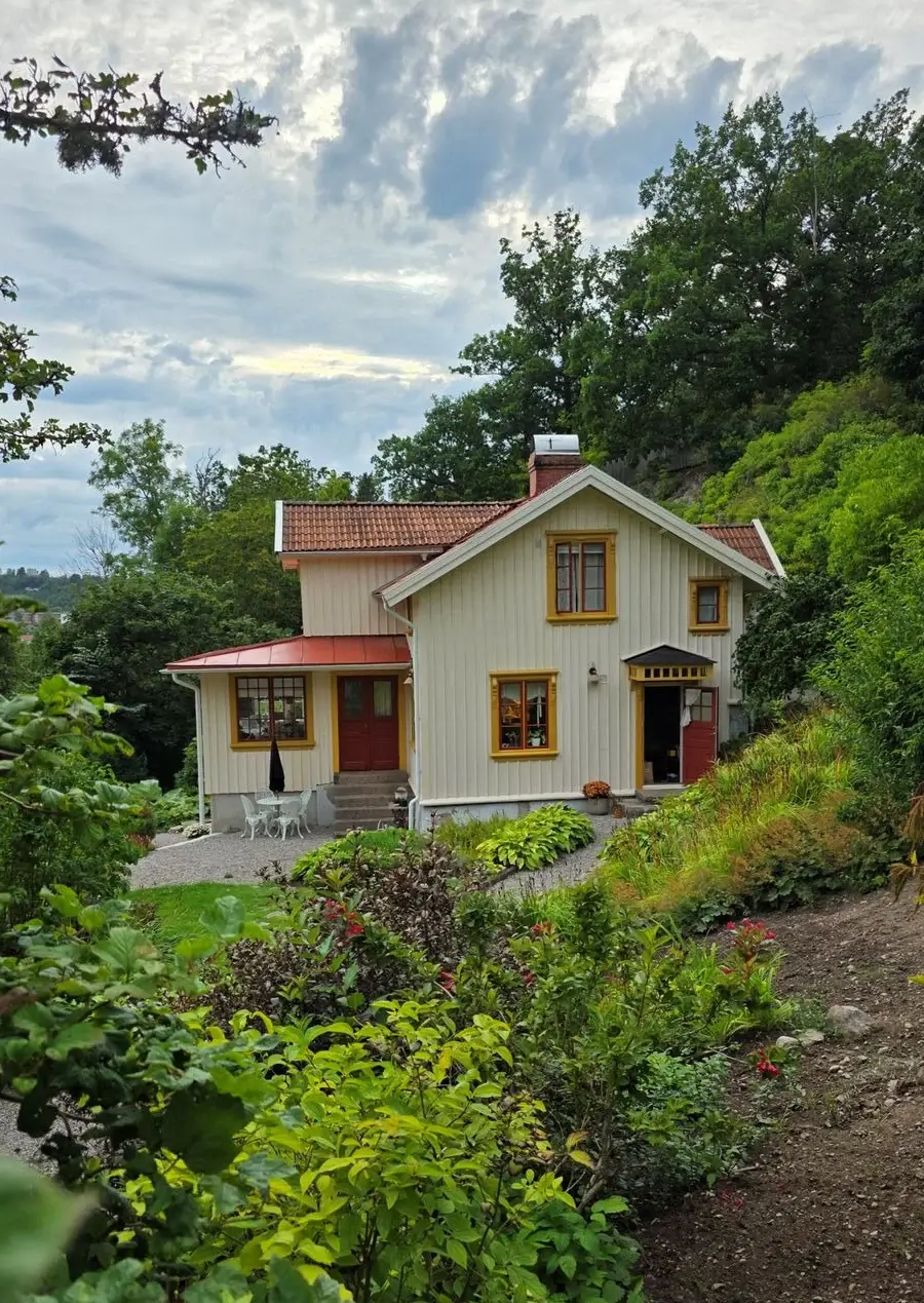 renovated-19th-century-home-south-west-sweden-cheapscandihomes