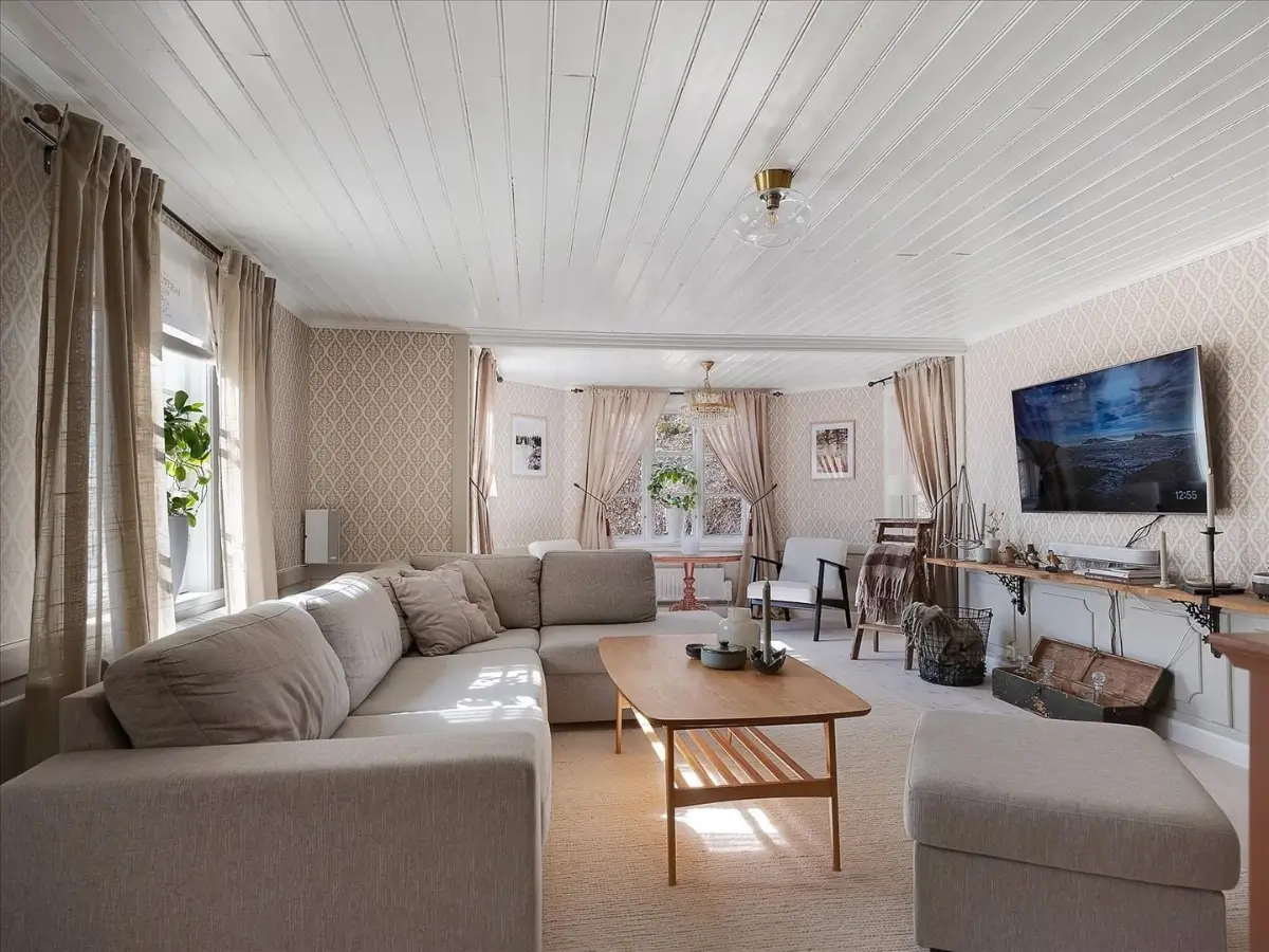 renovated-19th-century-home-south-west-sweden-cheapscandihomes